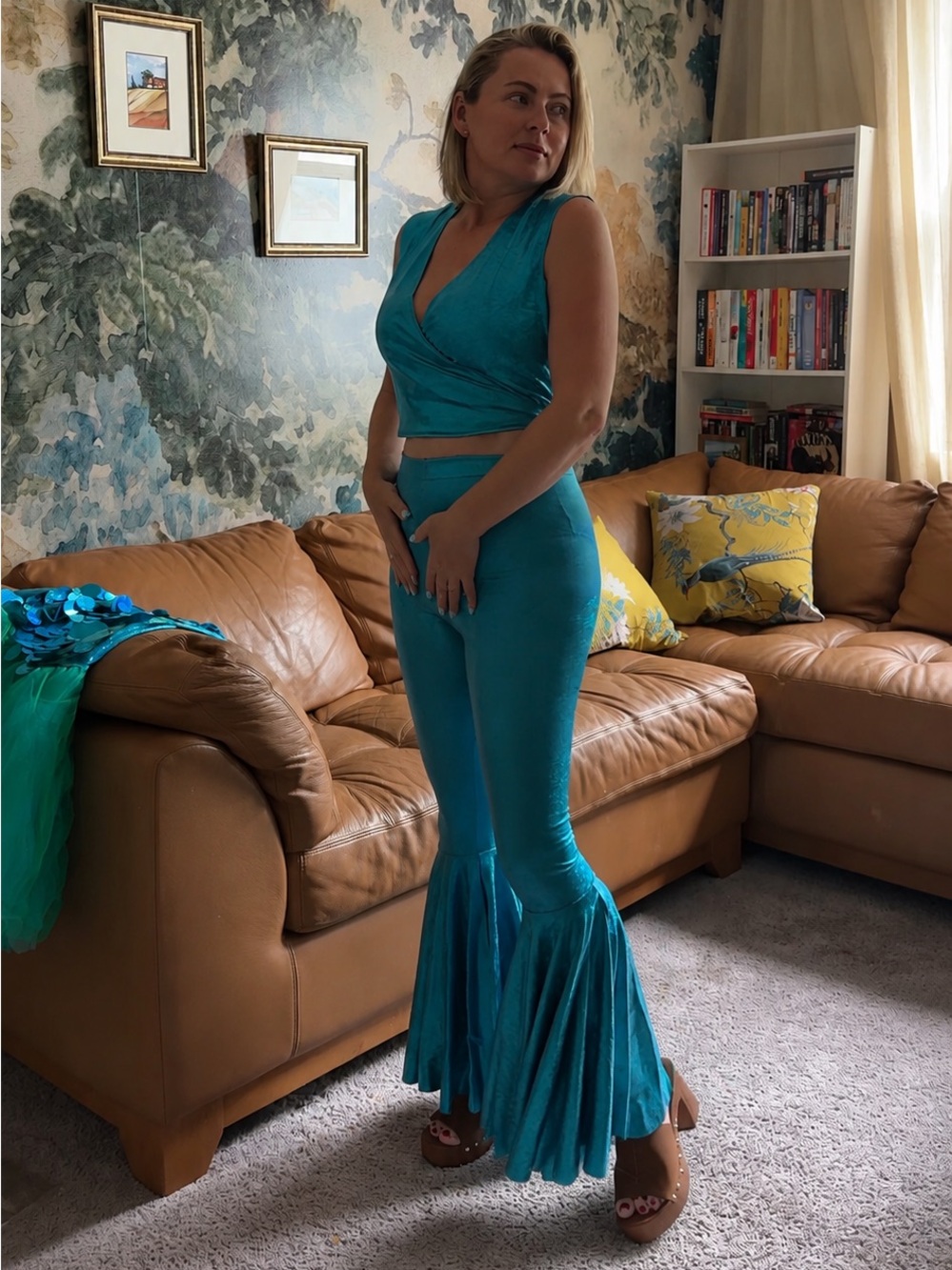 Turquoise Two-Piece Bell Bottom Set – Retro Disco Festival Outfit, S, M, L - Picture 4 of 4